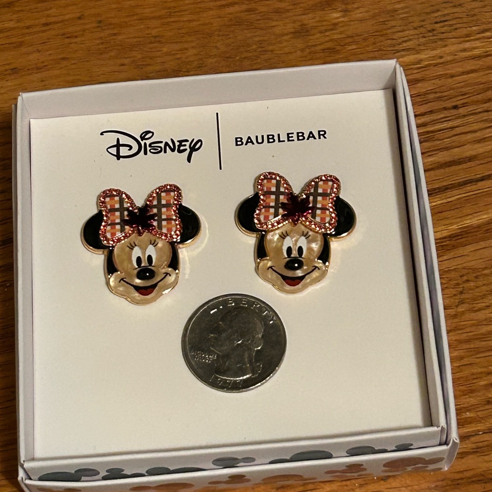Disney Baublebar Minnie Mouse Fall Plaid Bling Bow w Maple Leaf Earrings/NIB